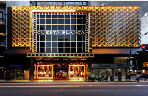 华宁门头设计与商业空间的纽带。