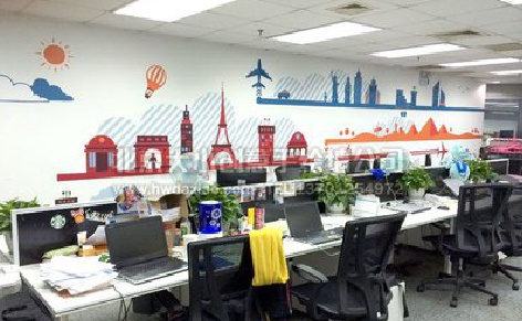 华宁教你设计办公室墙绘的方法。